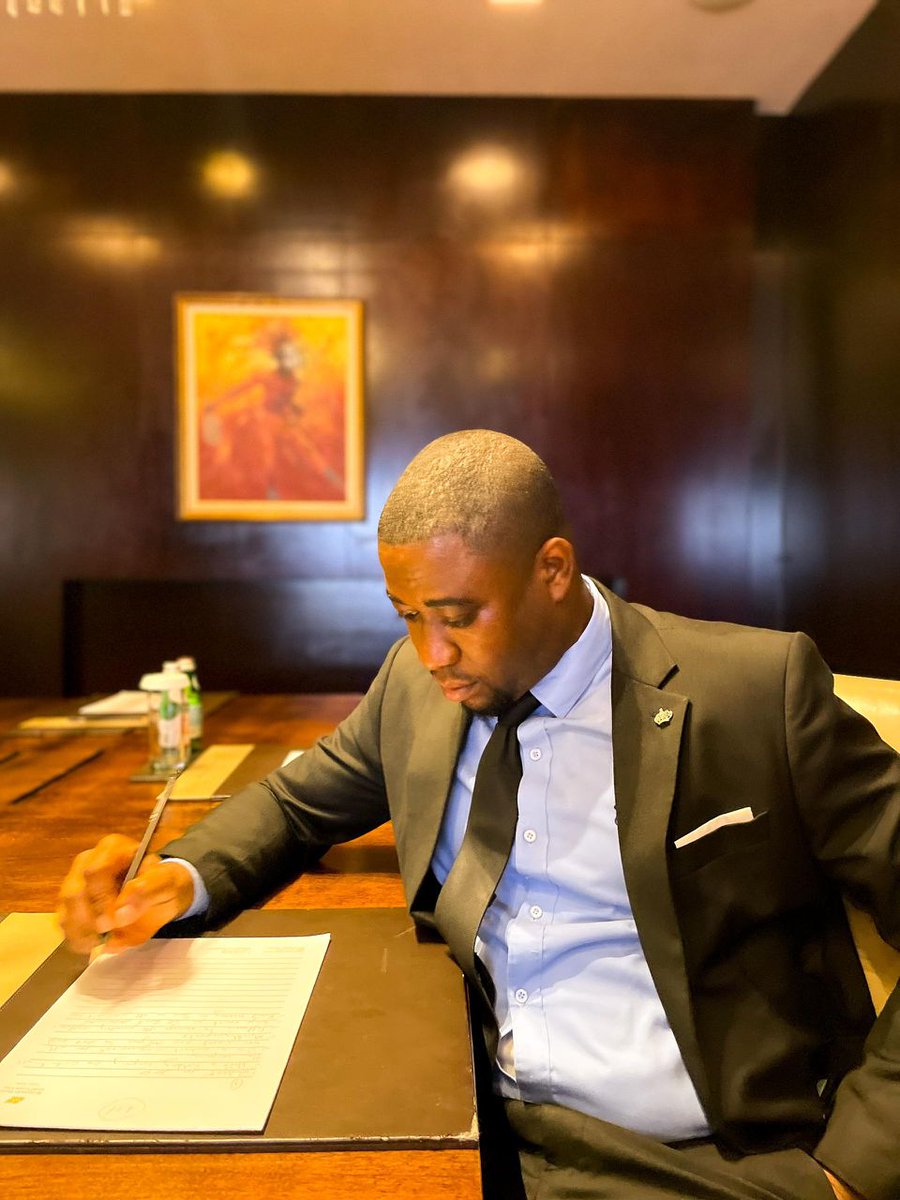 Roberta Annan tweet media