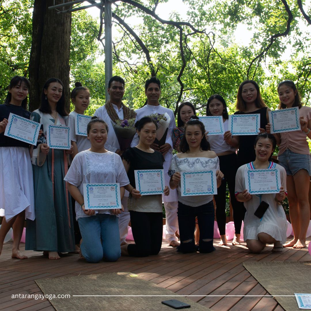 Antarangayoga's tweet photo. They came as students, they leave as teachers.
Congratulations to our newest batch of certified yoga teachers!
We are grateful to be part of your journey.

https://t.co/9XkARxYj6m

📧 info@antarangayoga.com
📞 +91-9259176601

#AntarangaYoga #YogaTeacherTraining #CertifiedYogis https://t.co/wqW9Z68eet