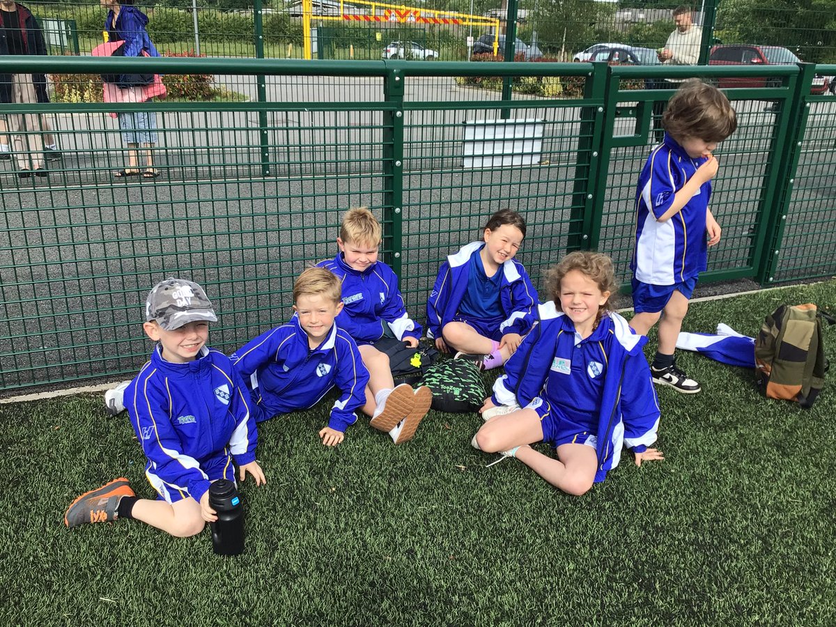 CCCRPrimary's tweet photo. Year 1 and 2 striking and fielding festival #cssp @ChorleySSP https://t.co/oT3TGv4HSR
