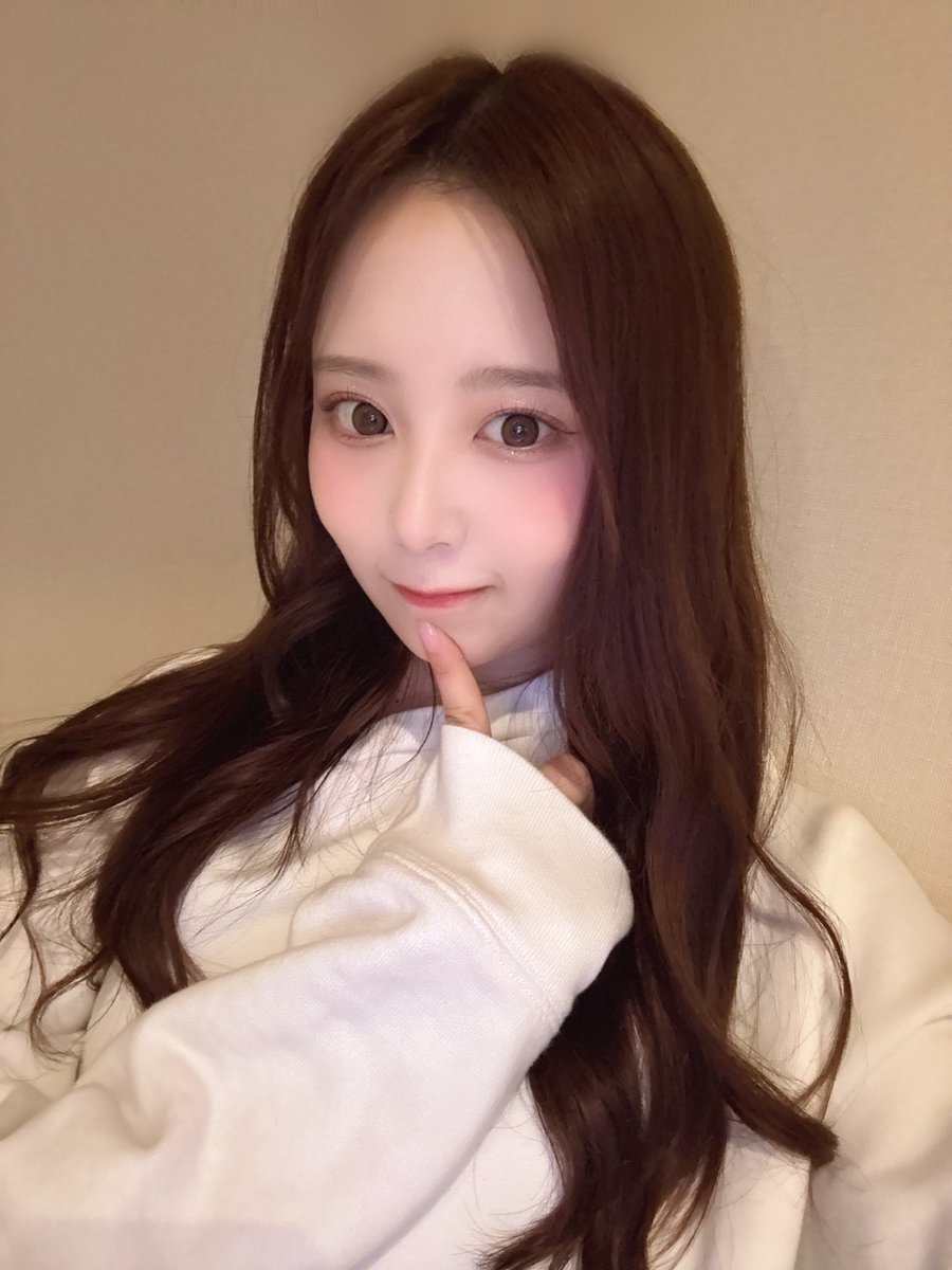 【ブログ更新 佐藤璃果】 夏の青い空がすぐそこにあった dlvr.it/TLJqP7