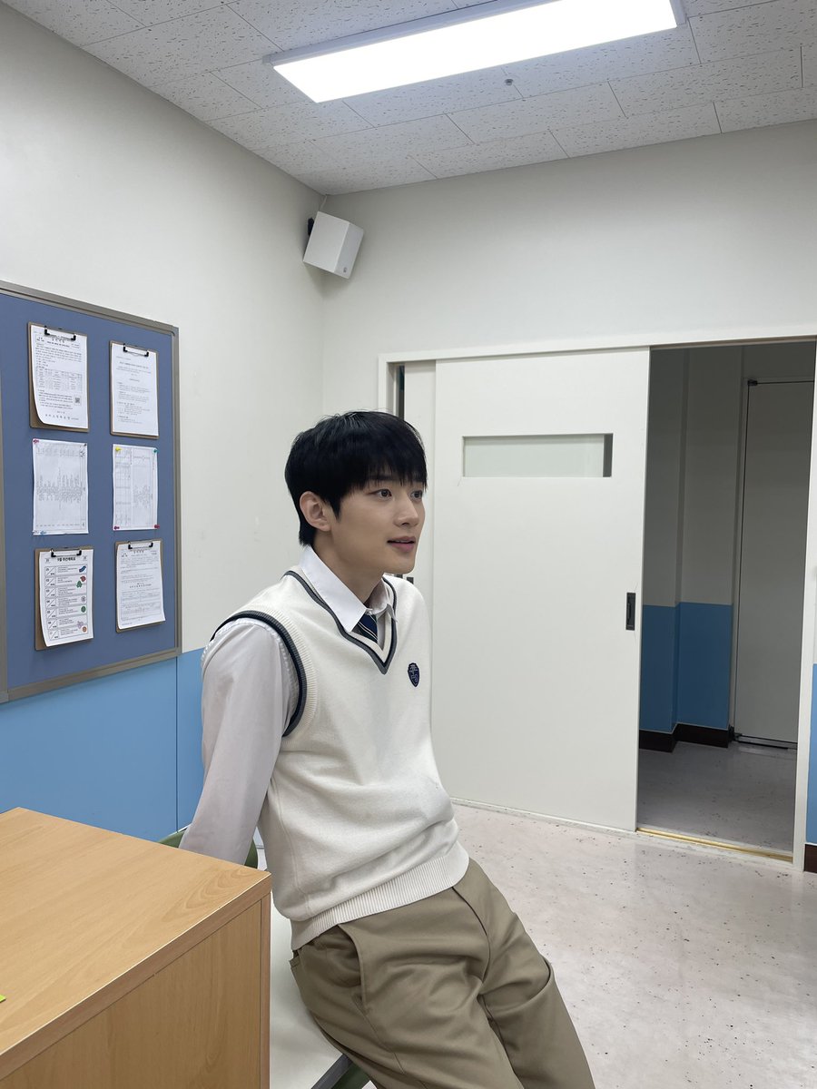 VERIVERY ベリベリ ヨンスン サインポラ チェキ VERIVERY(ベリベリ)初日本単独公演(昼の部)に行ってきた_7/28_