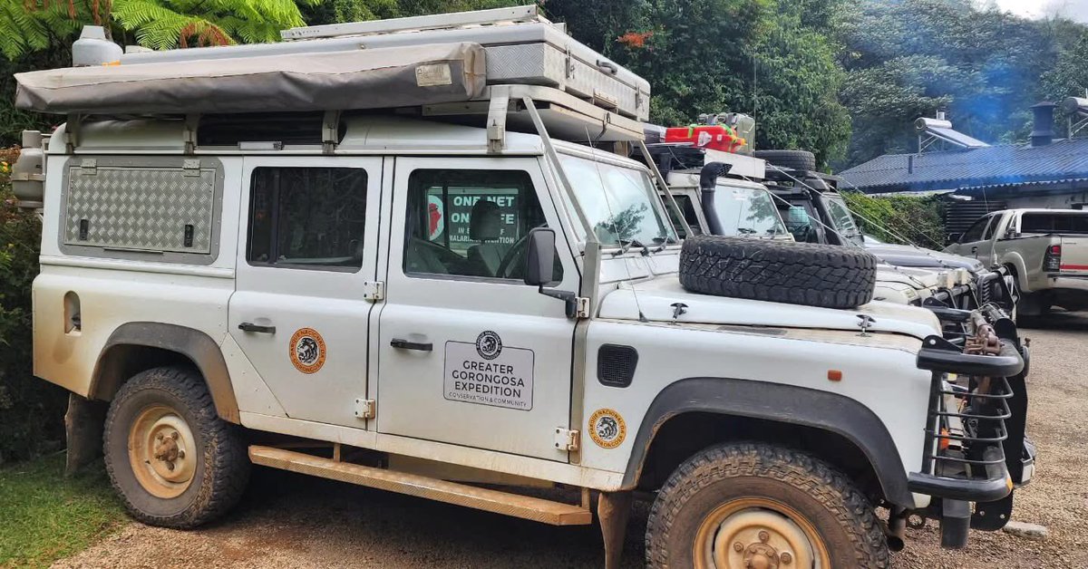 MutareSights's tweet photo. #InCaseYouMissedIt 

The Greater Gorongosa Expedition rolled into #Vumba.The Greater Gorongosa Expedition convoy is made up of a clutch of 6 historic Land Rover Defenders &amp; their equally adventurous crews.

#kingsleyholgatefoundation
#greatergorongosaexpedition
📸: #WhitehorseInn https://t.co/uAmzl20qFz