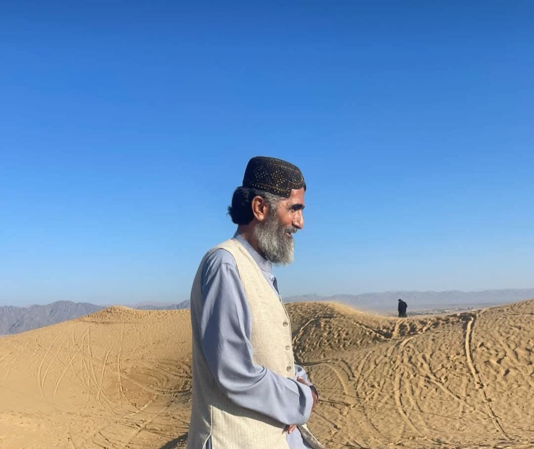 mehreenshoaib1's tweet photo. They said they'll bring him within an hour. It has been 1,893 hours, and he is still illegally detained. 

#ReleaseSebghatullahShahG
#ReleaseBYCLeaders https://t.co/miQ9ZF9x5C