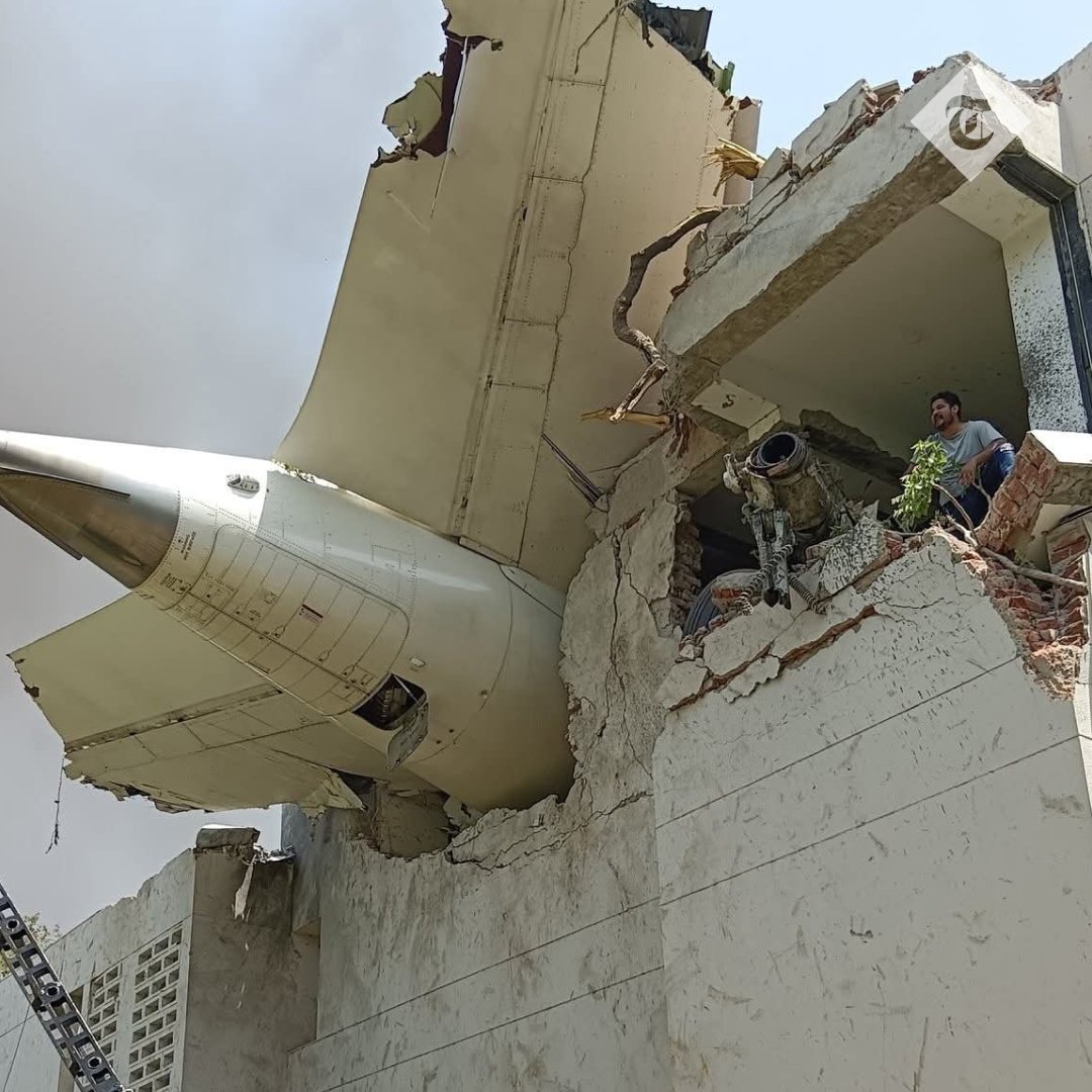 PASSENGER JET CRASHES IN INDIA