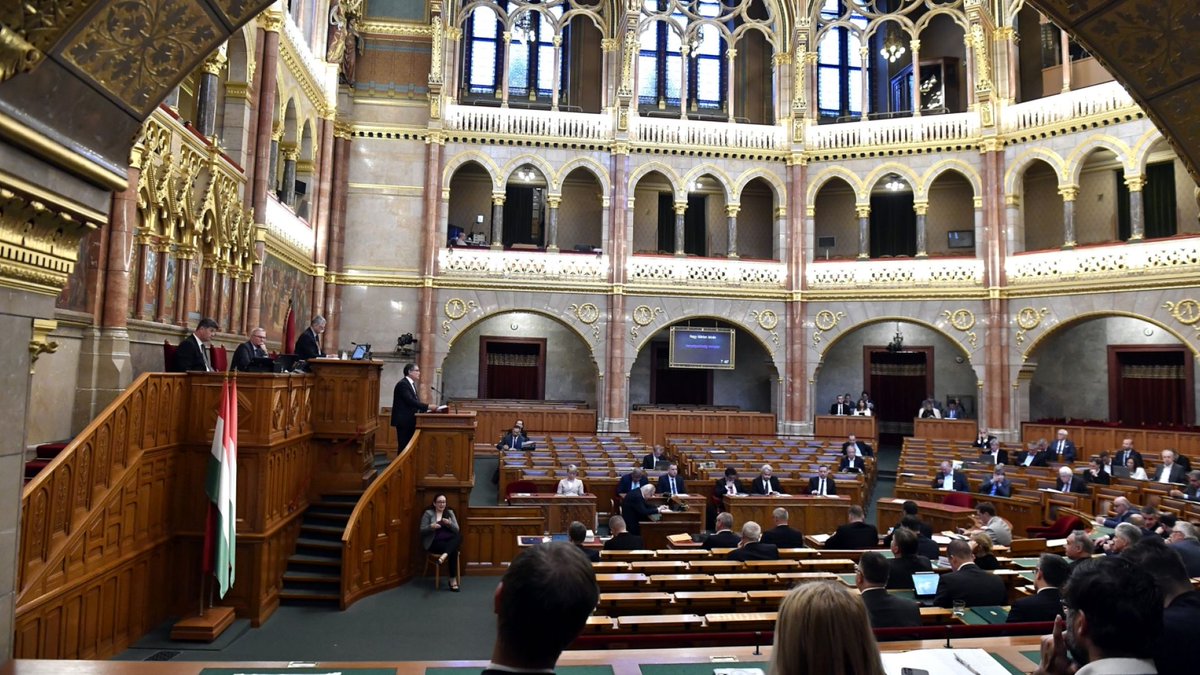 TechbotTimes's tweet image. Hungary delays vote on transparency law targeting foreign-funded NGOs and media