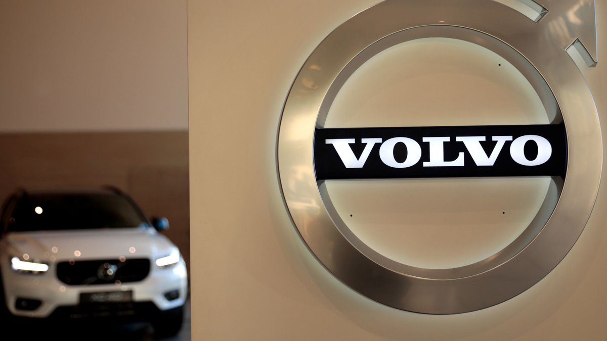TechbotTimes's tweet image. Volvo Cars sales plunge 12% in May as tariff challenges continue