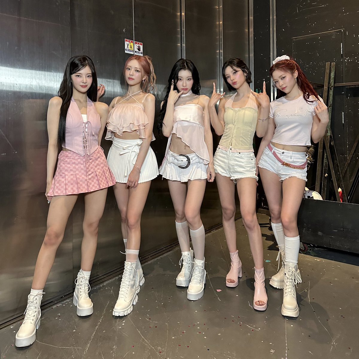 ITZY for ‘Kiss &amp; Tell’.