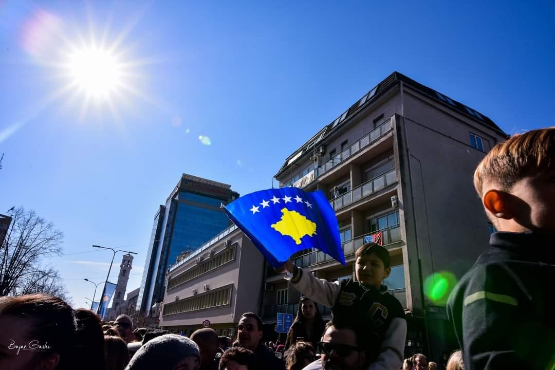 GËZUAR DITËN E ÇLIRIMIT KOSOVË🇽🇰

Sot e mot, festofsh pafundësisht në liri💙