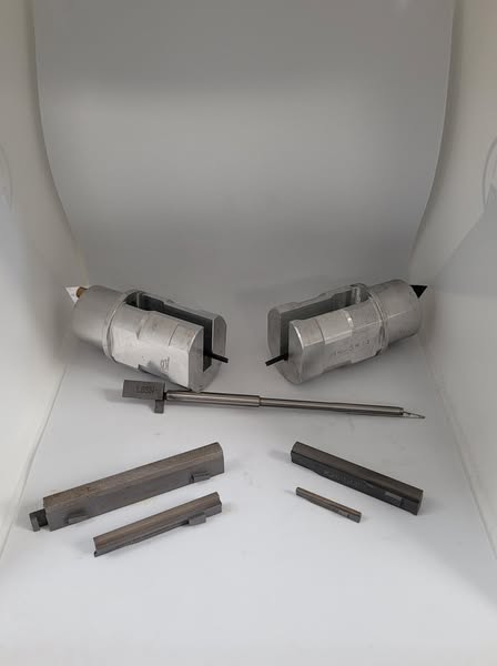 Do you purchase Sunnen or Delapena super abrasive stones
(diamond or borazon)?
SSP Technology Ltd stock a wide range of the most popular
Sunnen &amp; Delapena type super abrasive honing stones CALL TIM TODAY ON: 01332 865232