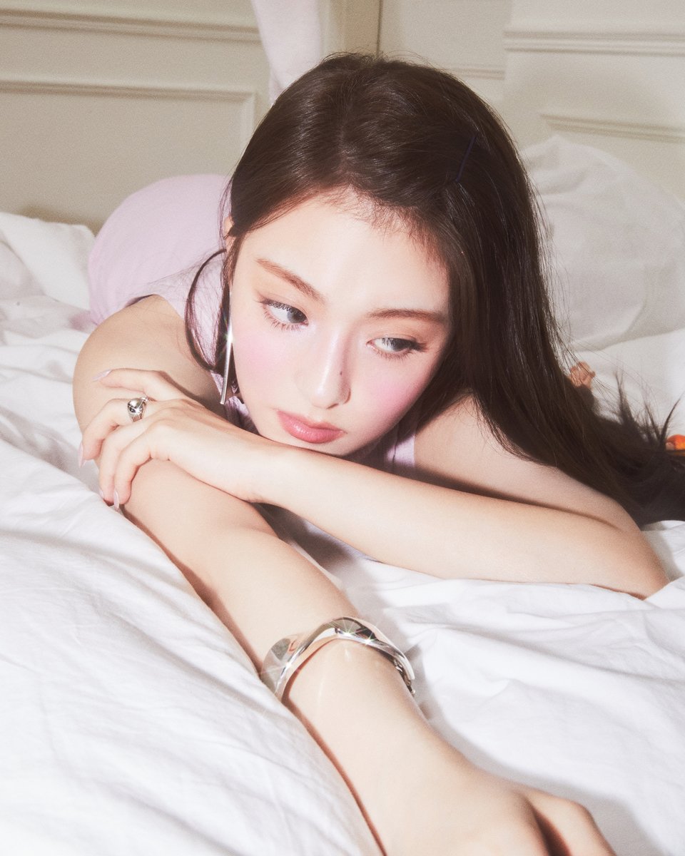 fromis_9 [프로미스나인] tweet media