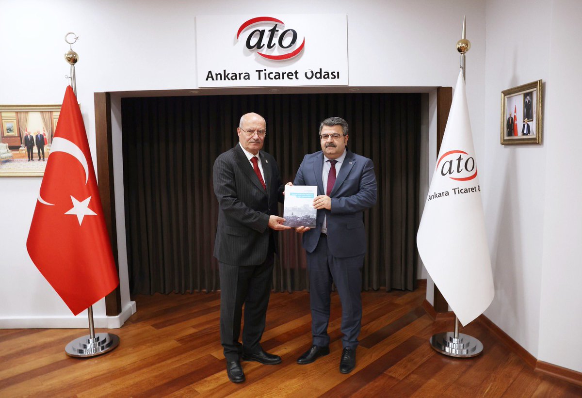 Muhammet Ecevit Carti (@muhammetcarti) on Twitter photo ATO Başkanı <a href="/ATOkurumsal/">Ankara Ticaret Odası</a> değerli hemşerimiz <a href="/GurselBaran/">Gürsel Baran</a> ı ziyaret ederek <a href="/tihek_kurumsal/">TİHEK 🇹🇷</a> tarafından koordinasyonumda hazırlanan “Filistin’de İnsan Hakları İhlalleri ve Gazze Soykırımı Raporu”nu takdim ettim. İlgisi ve misafirperverliği için teşekkür ediyorum. ATO Başkanı <a href="/ATOkurumsal/">Ankara Ticaret Odası</a> değerli hemşerimiz <a href="/GurselBaran/">Gürsel Baran</a> ı ziyaret ederek <a href="/tihek_kurumsal/">TİHEK 🇹🇷</a> tarafından koordinasyonumda hazırlanan “Filistin’de İnsan Hakları İhlalleri ve Gazze Soykırımı Raporu”nu takdim ettim. İlgisi ve misafirperverliği için teşekkür ediyorum.