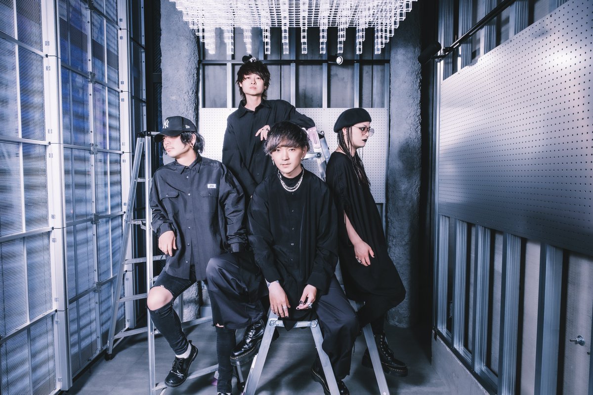 FABLED_NUMBER's tweet image. 【🪩NEWアー写解禁🪩】
新アーティスト写真を公開📸
これからも引き続き
FABLED NUMBERを応援のほどよろしくお願いします🔥