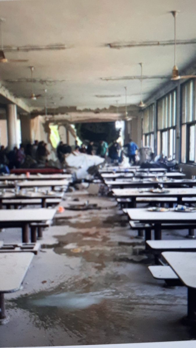 debapriya09's tweet photo. #BJMC lunch plates lying unfinished.....Extremely tragic!!! #Ahmedabad #planecrash #AirIndia #AhmedabadPlaneCrash #AhmedabadAirport #BJMedicalCollege #planecrashIndia https://t.co/CyitYyRwOr