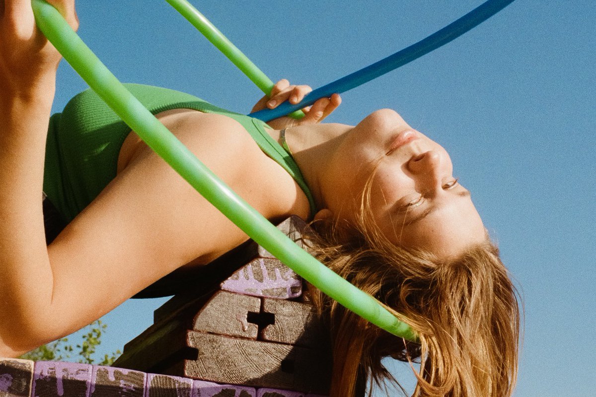 Drosmīgā mūziķe ANNIKA izdod debijas singlu un videoklipu dziesmai  muzikas-video.lv/jaunumi/1639