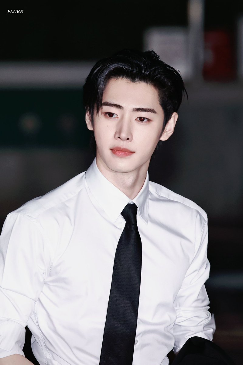 20250612

#엔하이픈 #ENHYPEN
#성훈 #SUNGHOON #ソンフン