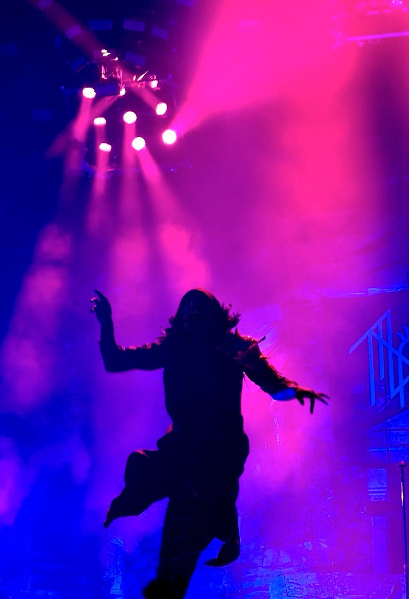 everyone posting such amazing quality pictures and videos from rar/rip, meanwhile me