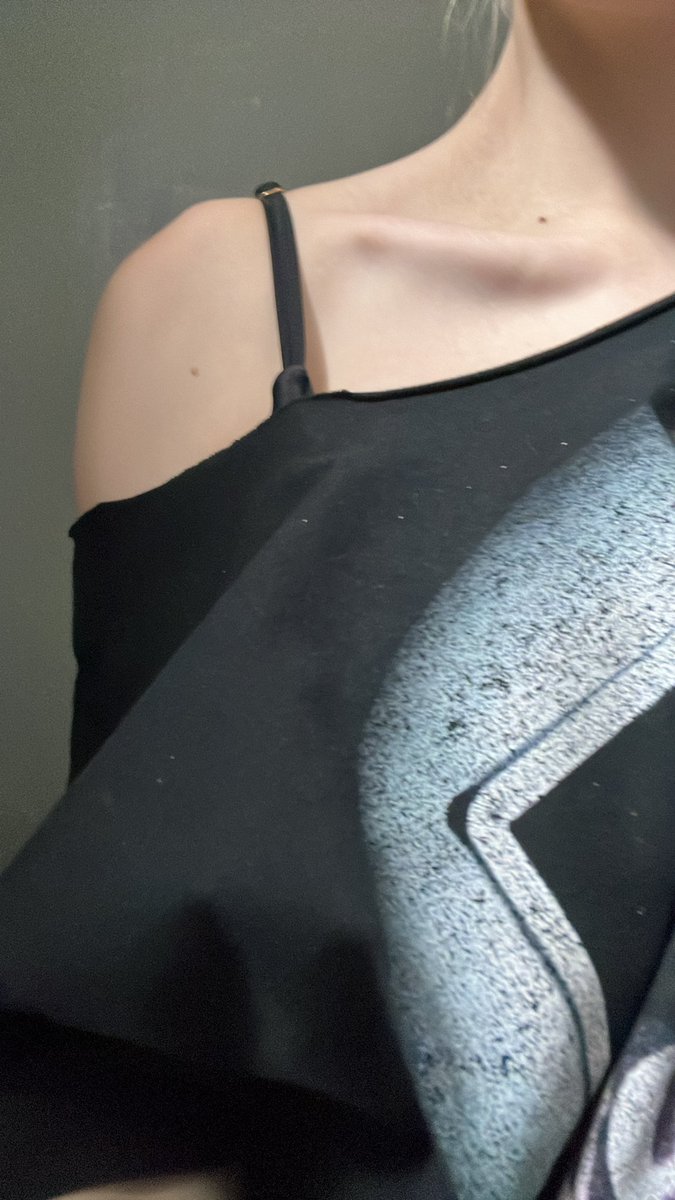 collarbones are serving