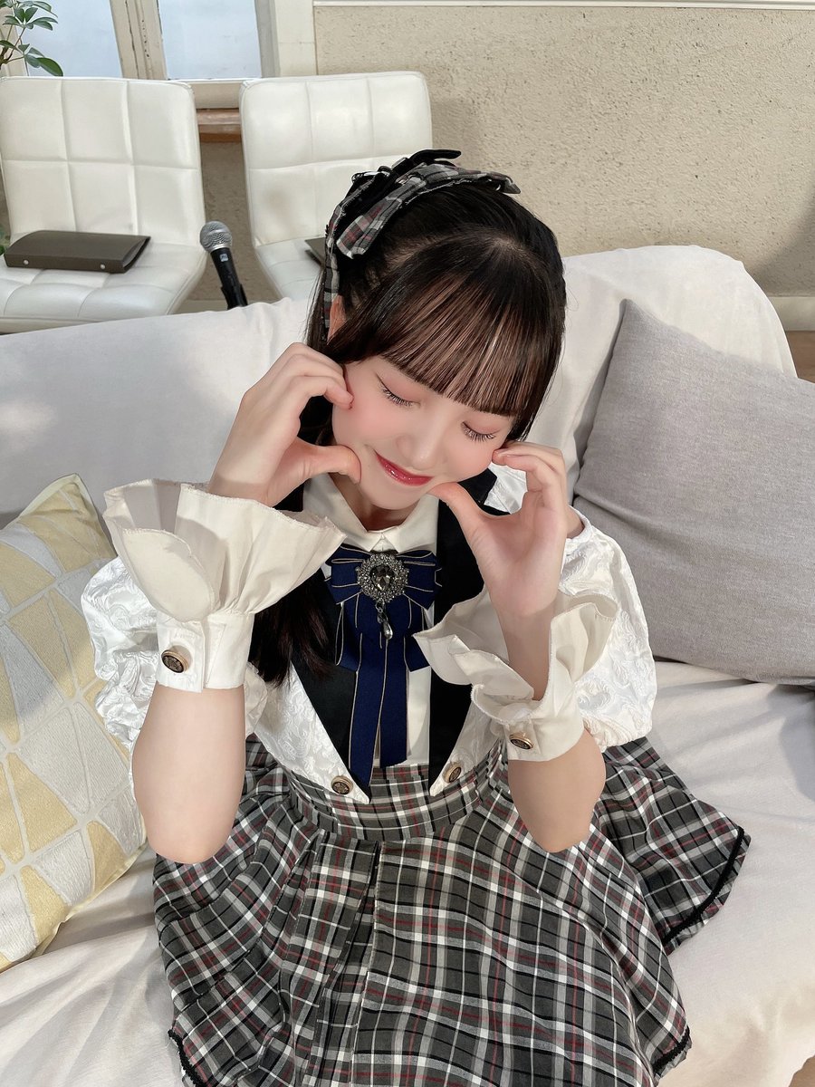 ahamoさんとのコラボキャンペーン生配信ありがとうございました！
チェックして素敵な特典もぜひゲットしてね🤍ahamo.com/special/karenn…

配信の感想 #カレアイahamo で投稿してね見に行く〜
#PR #ahamo #可憐なアイボリー