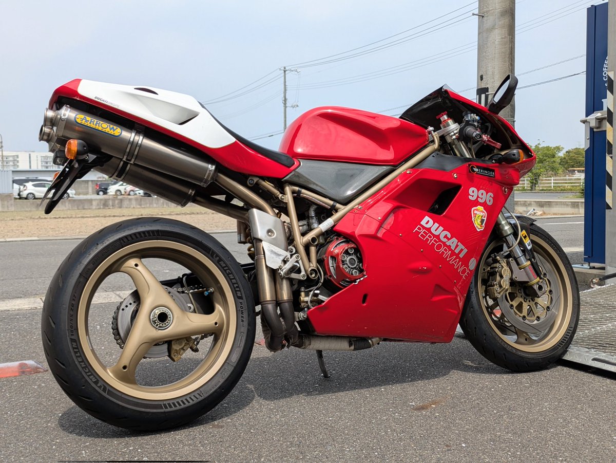 TESTAROSSA1199's tweet image. #皆んなのマフラー見せてよ選手権 
#皆んなのセンターアップ見せてよ