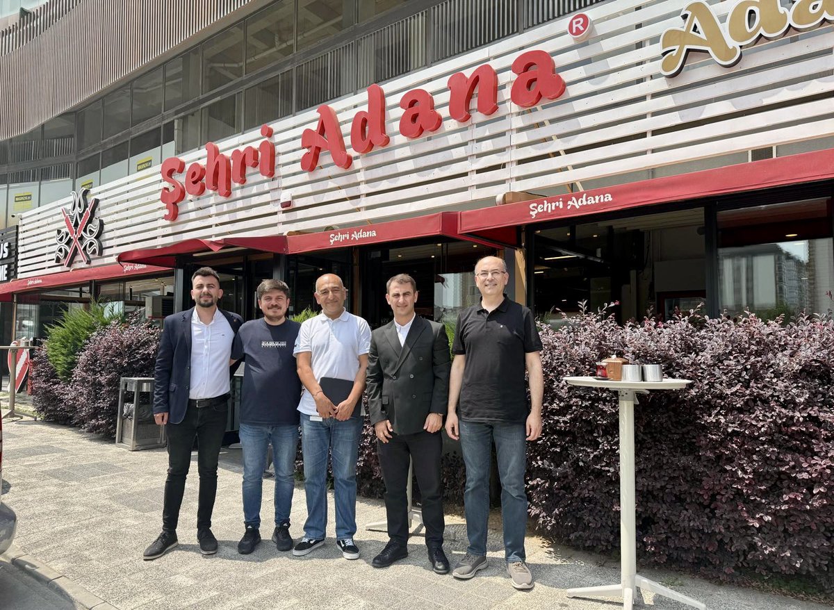 Uğur Demirel (@ugurrdemirel) on Twitter photo Şehri Adana’da müthiş bir Adana kebabı yapıyorlar. Adana kebabı yemek için Adana’ya gitmeye gerek yok. G2M müşterimiz Aslan Öztürk Bey’e keyifli sohbeti ve harika yemekleri için teşekkür ederim.
<a href="/SehriAdanaKebap/">Şehri ADANA</a>
#g2m Şehri Adana’da müthiş bir Adana kebabı yapıyorlar. Adana kebabı yemek için Adana’ya gitmeye gerek yok. G2M müşterimiz Aslan Öztürk Bey’e keyifli sohbeti ve harika yemekleri için teşekkür ederim.
<a href="/SehriAdanaKebap/">Şehri ADANA</a>
#g2m