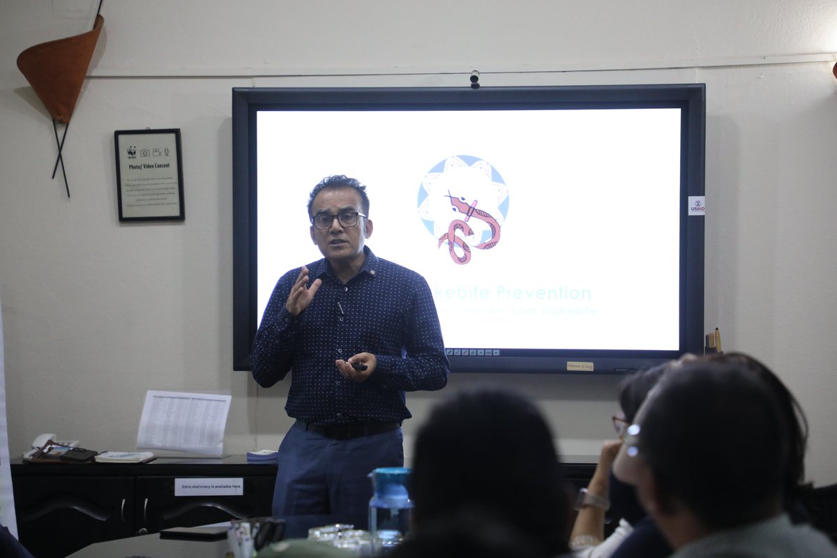 WWFNepal's tweet image. Snake bites affect up to 40,000 people & cause 3,000 deaths annually in Nepal.
WWFNepal & Rotary KTM held a press meet to discuss the Snake Bite Prevention Campaign, focusing on awareness, treatment, and saving lives through preventive & curative measures!
#SnakeBitePrevention
