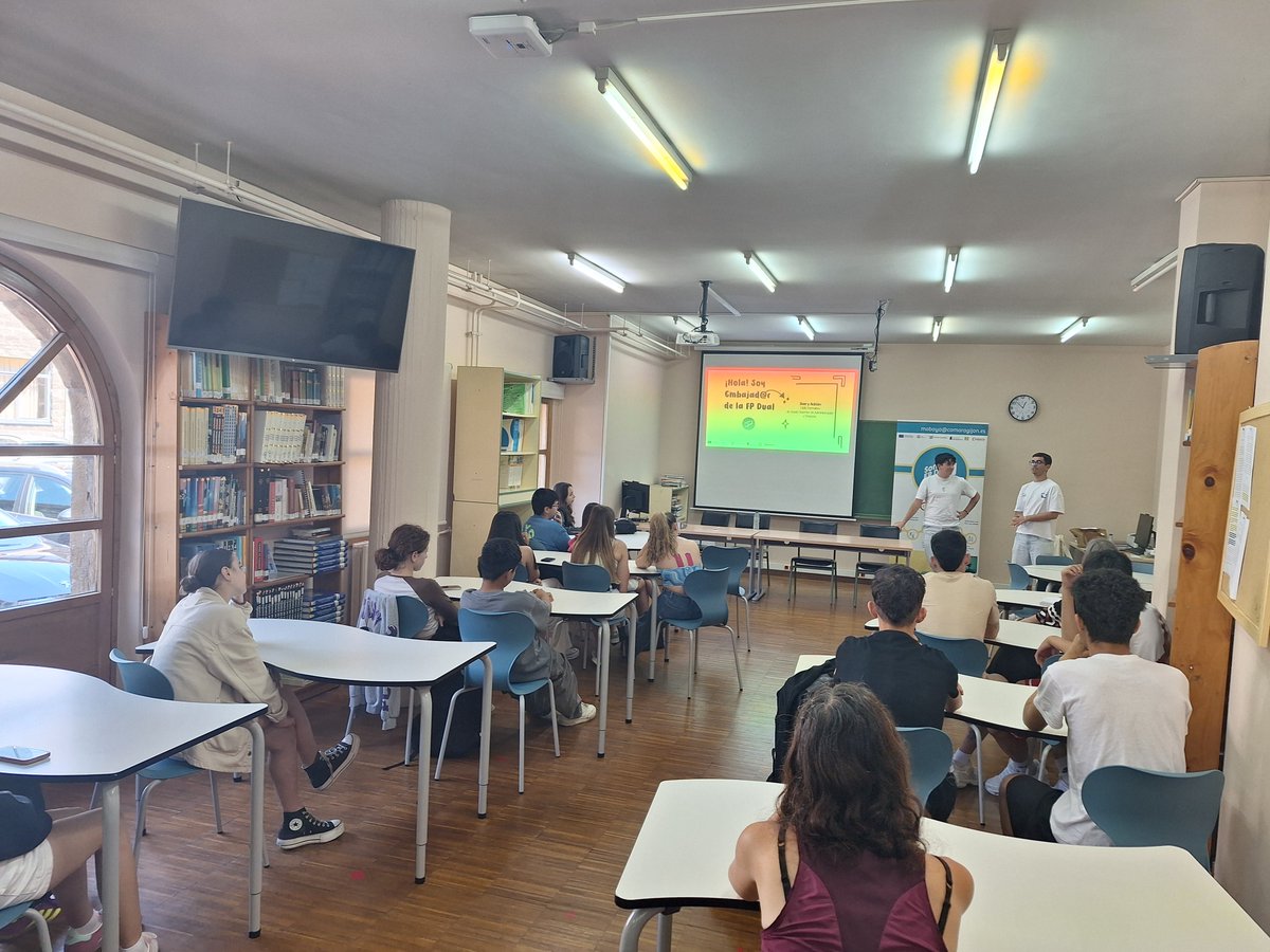 ✨✨ Seguimos promoviendo la FP entre los más jóvenes

Esta vez en Gijón, en el IES La Quintana, para todos los alumnos de 4º ESO que se están preguntando qué estudiar el próximo curso 📚💼

Gracias Iker y Adrián!!
