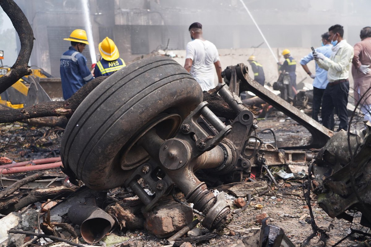 #NEWS - More than 200 people were killed when an Air #India #plane bound for #London with 242 people on board crashed minutes after taking off from the western city of #Ahmedabad.
👉The #plane came down in a residential area, crashing on to a medical college hostel outside the