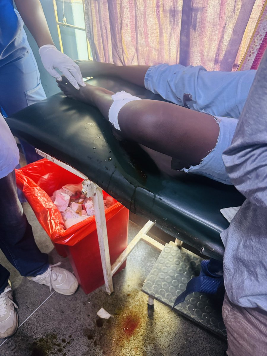 Hanifa 🇵🇸 🇵🇸 (@honeyfarsafi) on Twitter photo Nelima was shot on her leg with a rubber bullet she’s doing well now 🫶🏽🫶🏽 the bill wasn’t much and we all sorted it out with <a href="/NjeriWaMigwi/">Njeri Wa Migwi™</a> and a lovely comrade named Shadrack who brought her here ❤️❤️
#JusticeForAlbertOjwang Nelima was shot on her leg with a rubber bullet she’s doing well now 🫶🏽🫶🏽 the bill wasn’t much and we all sorted it out with <a href="/NjeriWaMigwi/">Njeri Wa Migwi™</a> and a lovely comrade named Shadrack who brought her here ❤️❤️
#JusticeForAlbertOjwang