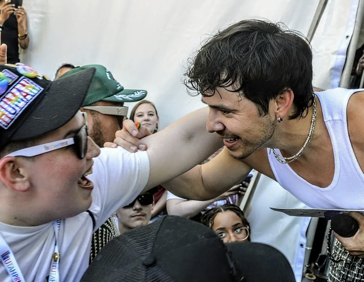 ⁦<a href="/DavidArchie/">David Archuleta</a>⁩ 🩷