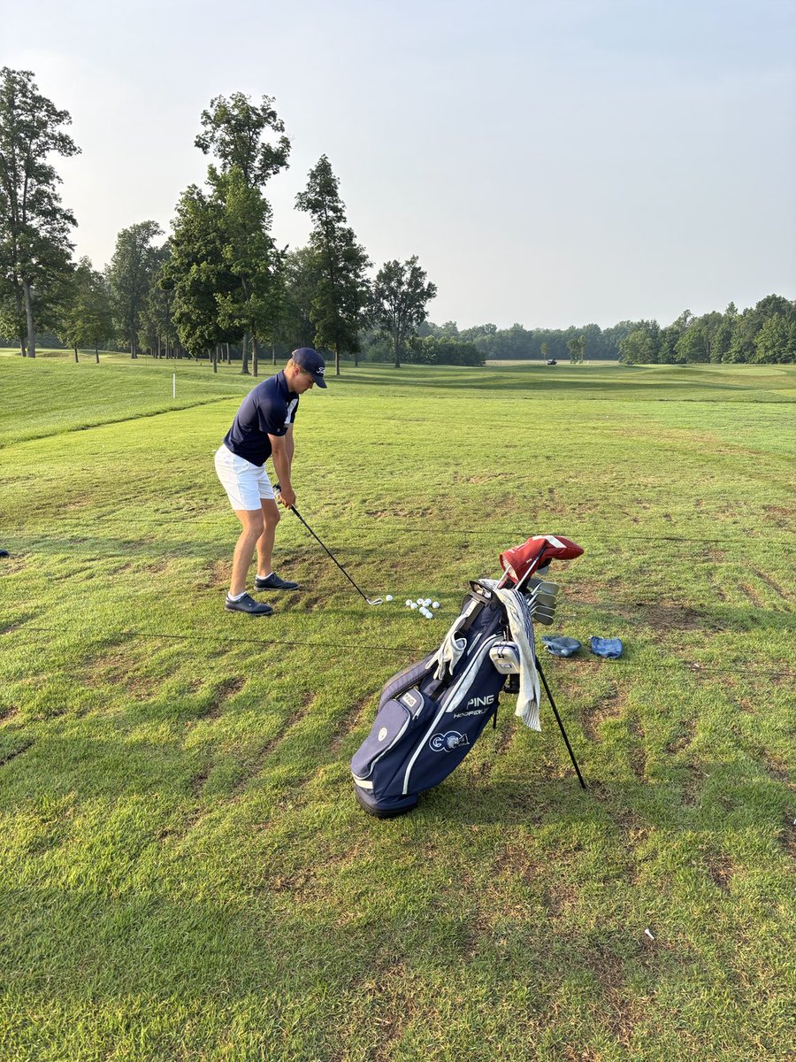 GCA very own. Noah Reed preparing for Regional @ Champions Pointe.
#Advance  ⁦<a href="/indianahsgolf/">Indiana HS Golf</a>⁩ ⁦<a href="/IHSAA1/">IHSAA</a>⁩