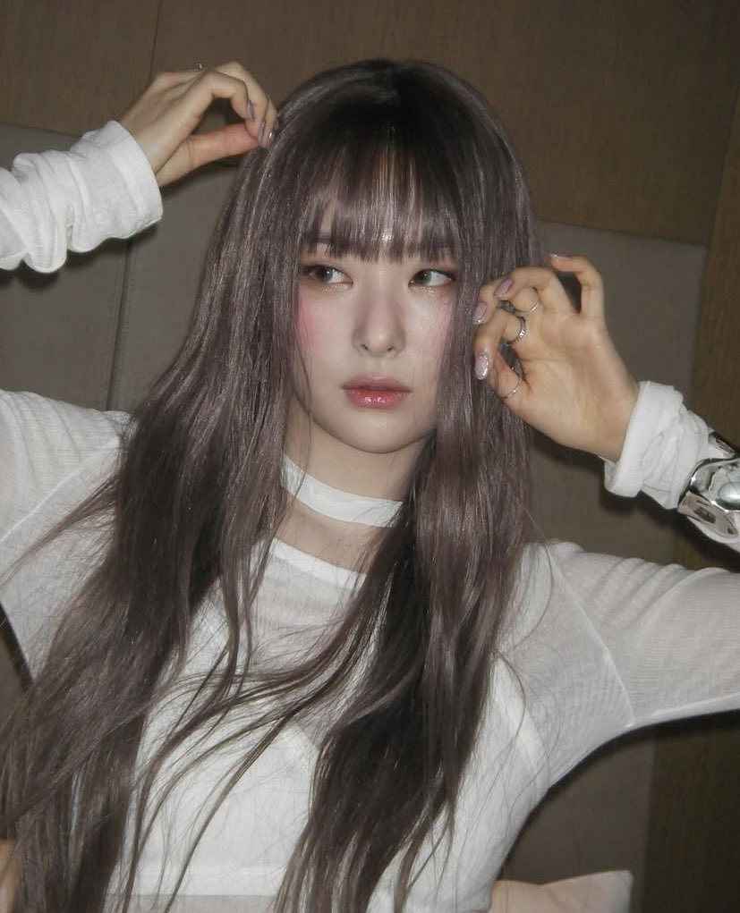 Seulgi. tweet media