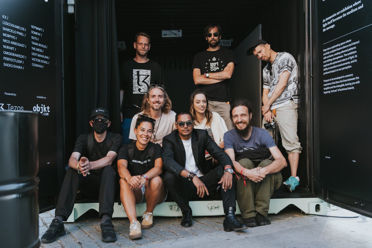 XCOLLABZ (@xcollabz) on Twitter photo /// ECHOES OF LIGHT ///
THE EXECUTION OF THE EXHIBITION WAS MADE POSSIBLE THANKS TO THESE INCREDIBLE INDIVIDUALS!
🔳 REALISED & PIONEERED BY <a href="/sutanz/">🔥 • sutan // 💈</a>
🔳 ONSITE SUPPORT <a href="/ALCrego_/">A. L. Crego</a> <a href="/_joesimon/">Joe</a> <a href="/TeraBitcoins/">TeraBitcoins 😎ꜩ.🇵🇹</a> <a href="/nicoarbogast/">nico</a>
🔳 PHOTOGRAPHY BY Reyes Fernandez
🔳 HOSTESS Marisa Lopes /// ECHOES OF LIGHT ///
THE EXECUTION OF THE EXHIBITION WAS MADE POSSIBLE THANKS TO THESE INCREDIBLE INDIVIDUALS!
🔳 REALISED & PIONEERED BY <a href="/sutanz/">🔥 • sutan // 💈</a>
🔳 ONSITE SUPPORT <a href="/ALCrego_/">A. L. Crego</a> <a href="/_joesimon/">Joe</a> <a href="/TeraBitcoins/">TeraBitcoins 😎ꜩ.🇵🇹</a> <a href="/nicoarbogast/">nico</a>
🔳 PHOTOGRAPHY BY Reyes Fernandez
🔳 HOSTESS Marisa Lopes