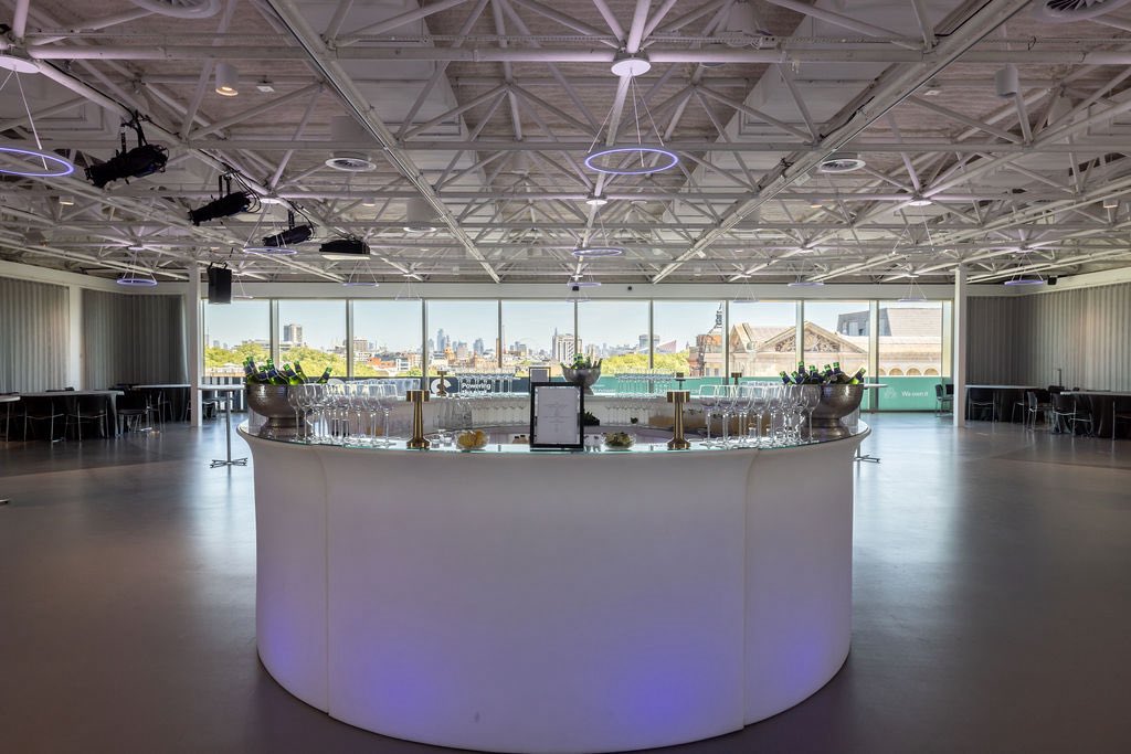 Last month, we hosted an annual company kick off for AVK. Illuminate ticked all the boxes for this important event as it was able to accommodate 300+ guests, and was connected to the client’s themes of innovation and progress #eventprofs