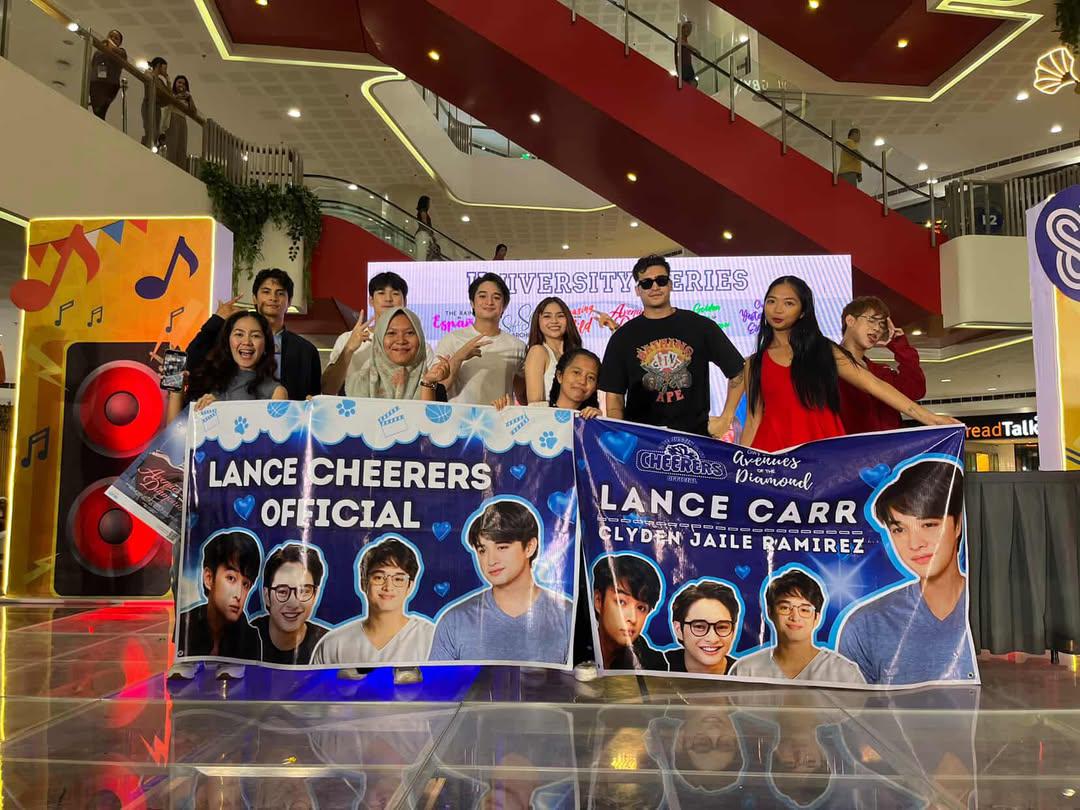 LCheerers_INT's tweet photo. What a blasting night for Cheerers!✨ 

Thank you to our CDO Cheerers and Cheerers from Davao! Till to the next mall show! @lancejustincar 

@LCheerersOFC 

#LanceCarr 
#Cheerers 
#AvenuesOfTheDiamond https://t.co/yF0Tzdbqwv