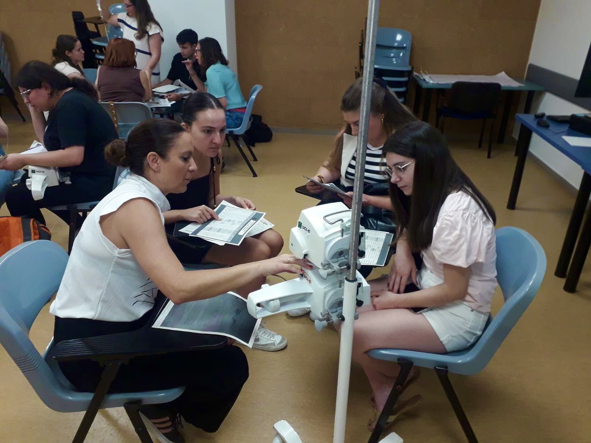 ✅ Tercero de los talleres postgrado para Enfermería dedicado al manejo de Farmacoterapia para el Paciente Crítico.
✅ Belen Bocero, Mª José Bermejo y Ángel Gutiérrez han cerrado este ciclo formativo para graduados en Enfermería de la Universidad de Córdoba.