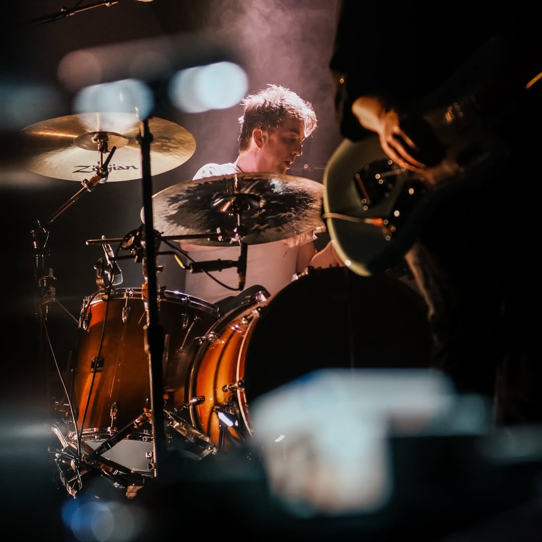 SupergrassHQ's tweet photo. 📸 I Should Coco live from The Tivoli Brisbane, photos by Chris Searles

That's a wrap on our Australia tour, what a pleasure it has been 👏 The celebrations continue next week in Margate and @IsleOfWightFest, remaining tickets can be found at https://t.co/PhCPoIEhsS https://t.co/TmAgsBgxao