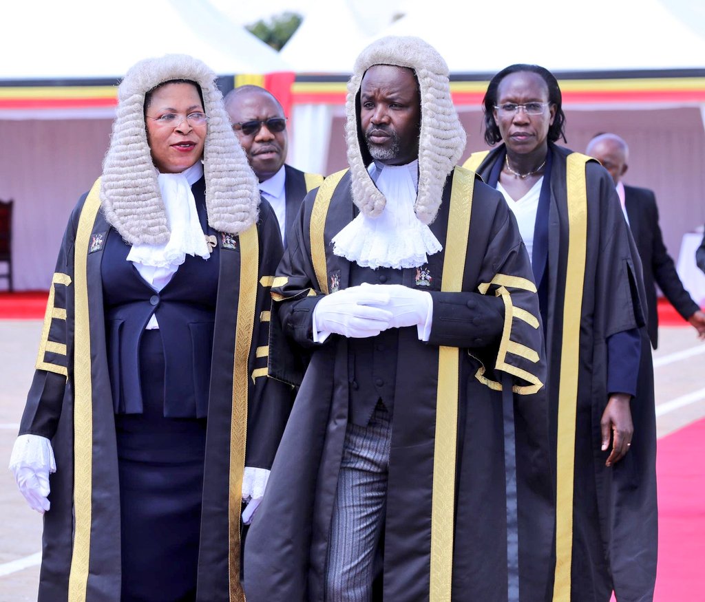 Lyantonde District Local Government (@lyantondelocal) on Twitter photo Speaker of <a href="/Parliament_Ug/">Parliament of Uganda</a> <a href="/AnitahAmong/">Anita Annet Among</a>, her Deputy <a href="/Thomas_Tayebwa/">Thomas Tayebwa</a> & Finance Minister <a href="/MatiaK5/">Matia Kasaija</a> recieved H.E the President <a href="/KagutaMuseveni/">Yoweri K Museveni</a> and the First Lady & Minister of <a href="/Educ_SportsUg/">Ministry of Education and Sports - Uganda</a> at Kololo ceremonial grounds.
#Budget2025 Speaker of <a href="/Parliament_Ug/">Parliament of Uganda</a> <a href="/AnitahAmong/">Anita Annet Among</a>, her Deputy <a href="/Thomas_Tayebwa/">Thomas Tayebwa</a> & Finance Minister <a href="/MatiaK5/">Matia Kasaija</a> recieved H.E the President <a href="/KagutaMuseveni/">Yoweri K Museveni</a> and the First Lady & Minister of <a href="/Educ_SportsUg/">Ministry of Education and Sports - Uganda</a> at Kololo ceremonial grounds.
#Budget2025