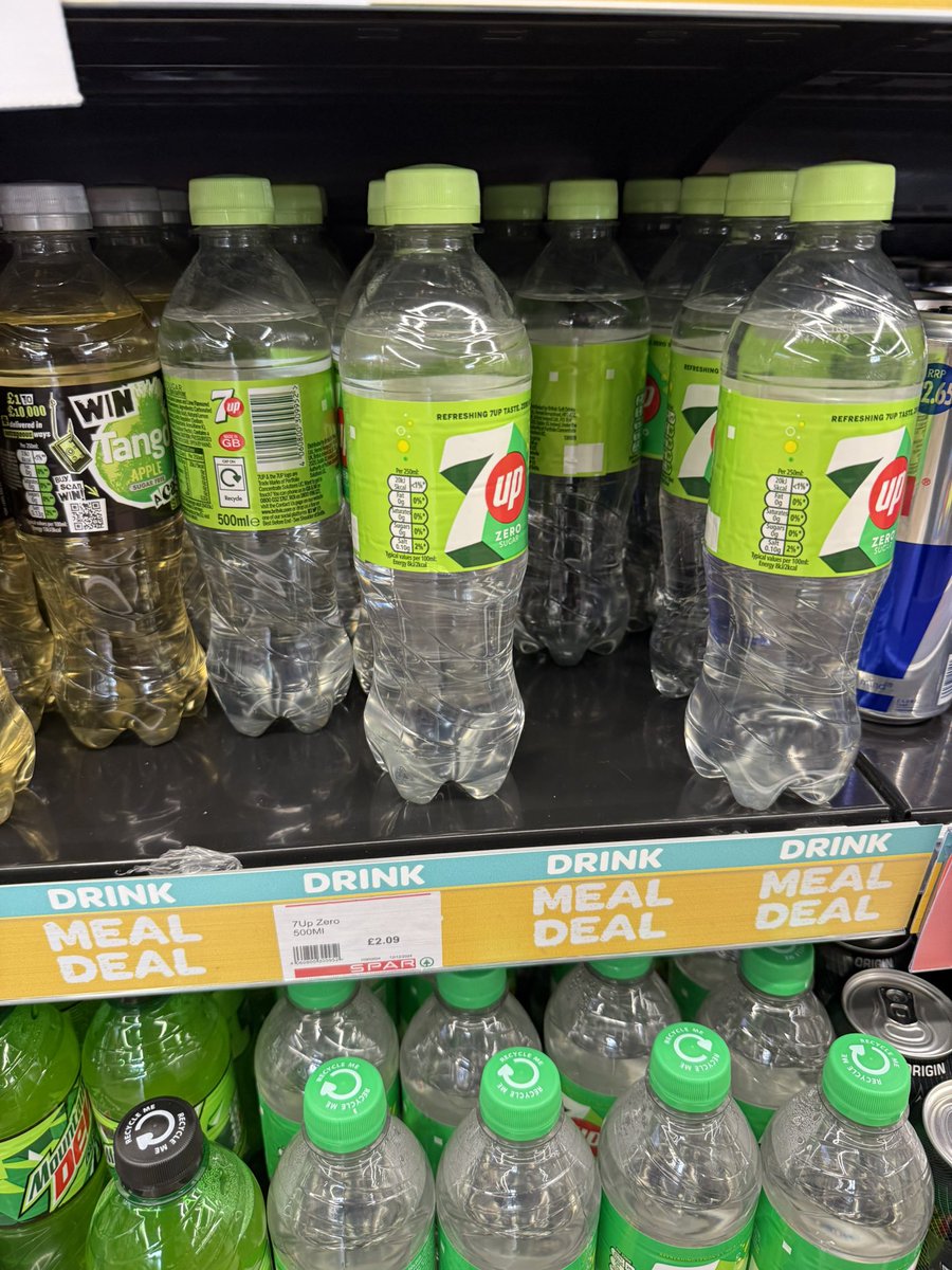 ____matt's tweet photo. @TheEGGroup @SPARintheUK @AF_Blakemore can any of you explain why I was charged £6.54 for this ‘meal deal’ that two members of staff told me wasn’t a meal deal even though it is clearly advertised as such? Location is Birmingham Airport, Coventry Road B26 3QS. https://t.co/2g68EXuuJq