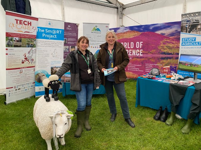 🐑 The <a href="/SRUC/">SRUC</a>  team was at #NorthSheep in Cumbria, sharing insights on #TechCare and other projects!
💬 Great chats with farmers about tech in sheep farming – despite the rain, over 5,000 visitors joined!
#SRUC #SheepFarming #LivestockInnovation