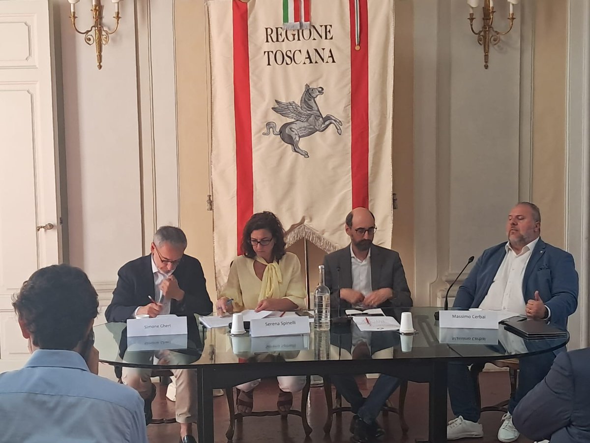 Cesvot (@cesvot) on Twitter photo Massimo Cerbai ha portato il saluto di Cesvot all'iniziativa "I laboratori zonali per la sperimentazione dei processi amministrativi e partecipativi di co-programmazione nell'elaborazione del PIS 2025-2027".
<a href="/regionetoscana/">Regione Toscana</a> <a href="/AnciToscana/">Anci Toscana</a> Massimo Cerbai ha portato il saluto di Cesvot all'iniziativa "I laboratori zonali per la sperimentazione dei processi amministrativi e partecipativi di co-programmazione nell'elaborazione del PIS 2025-2027".
<a href="/regionetoscana/">Regione Toscana</a> <a href="/AnciToscana/">Anci Toscana</a>
