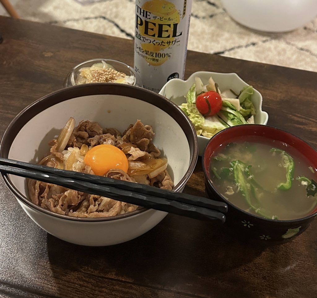 兎 tweet media