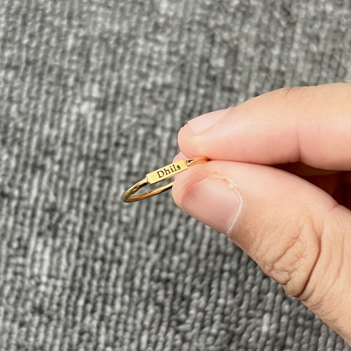 CINCIN CUSTOM ANTI KARAT💍✨

asli deh ini beneran cakep bgttt😭🫵🏻
bisa custom inisial nama (max 6 karakter). ada sizenya juga loh! bisa sesuaikan ukuran jari. anti karat dan juga anti luntur, worth it to buy!!!🤗💛