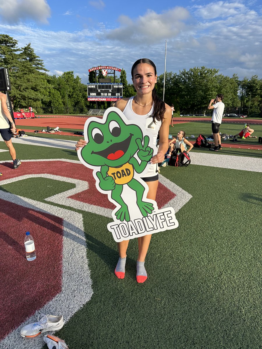 Congratulations to Annie Miller, who lowered her own school record twice in the 800 meters in a span of 3 days, running 2:08.26 at the prestigious Hoka Festival of Miles in St. Louis, and 2:08.06 at the Toad Fest in Brentwood, TN.