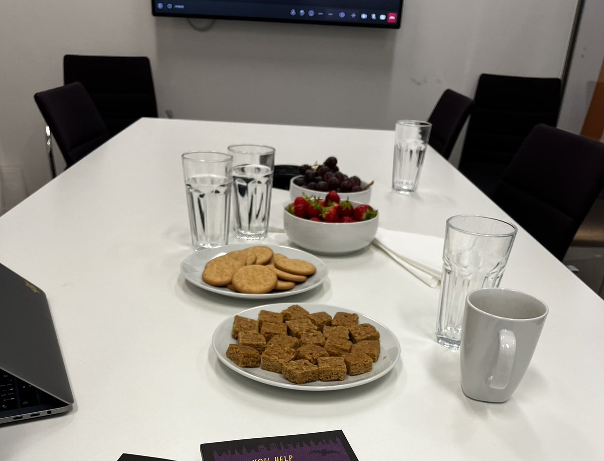 writes_kate's tweet image. So lovely to catch up with @jslwilliamson this morning for a VERY exciting meeting. I always have to pinch myself that I get to work with such brilliant publishing teams. More details soon, but there’s the teeniest of clues in one of the photos for any detectives out there!