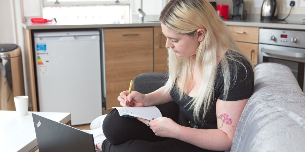 We offer translation and interpretation for information on our website. 
If you can’t see a language you need, get in touch and we will arrange this.
wheatleyhomes-glasgow.com/home/accessibi…