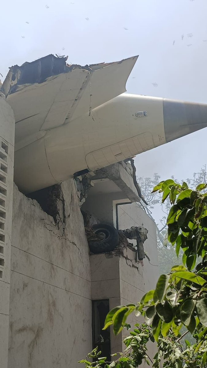 PrashantPa30821's tweet photo. This Is black Day for India and Indian Medical Fraternity.

Let's not Share Disturbing Photos and Visuals for the respect of Family of Victims. 

My sincere Prayer and Condolences to the family of Victims. 

#planecrash #AhmedabadPlaneCrash #AirIndiaCrash https://t.co/3Xo1GTz0AF