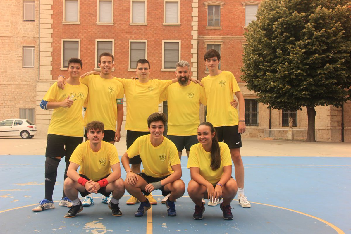 sergioohernando's tweet photo. Un sentimiento más allá de que camiseta lleven cada uno, algo que ha quedado a todo el mundo dentro...

Gracias a @iamjherval por ser el mayor artífice de esto y a todos los que habéis pasado por aquí en algún momento.

CRISTO LOVERS, EL MEJOR EQUIPO DE LA HISTORIA DE TWPUCELA 💛 https://t.co/nj3utgK5n4