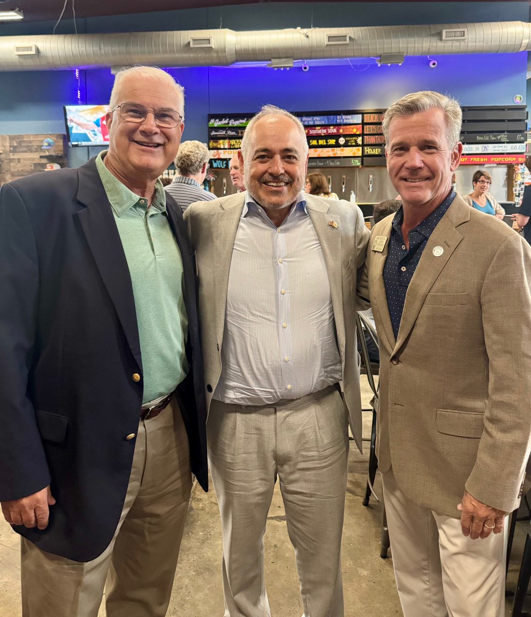 Capitol Jackets tweet media