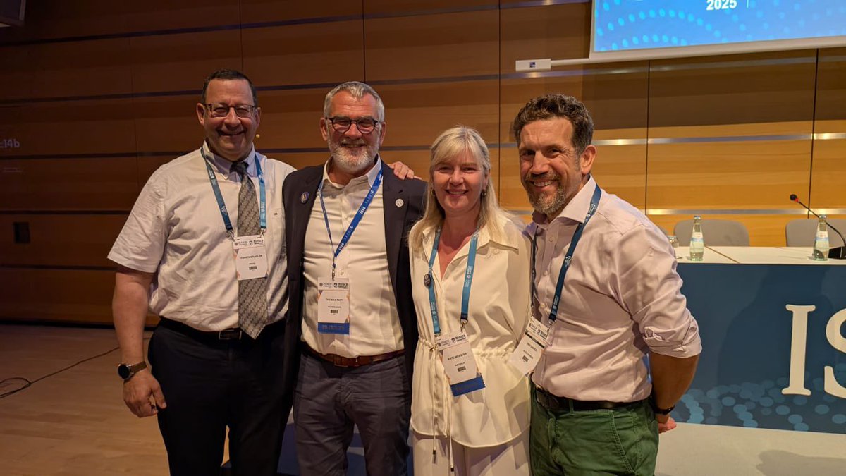 Back in not so sunny Reading ! Great few days in Munich for ISAKOS 🙌 great to meet old and new friends, learn a good deal, promote the work of <a href="/PowerUpToPlay/">Power Up To Play</a> and have some fun ! 
<a href="/ISAKOS/">ISAKOS</a> #Munich