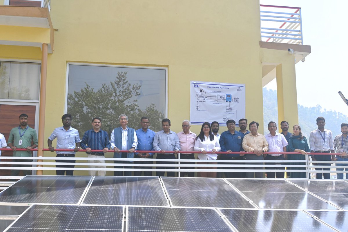 IITMandiiHub's tweet image. A 5KW solar hybrid plant, built by our trainees under PMKVY 4.0, is now powering the HBT skill center 🌞
inaugurated by Prof. Hiranmay Saha, Chairman of Agni Green Power Limited , a 30 years old reputed Solar Energy company and Distinguished Professor of JIS IASR.
